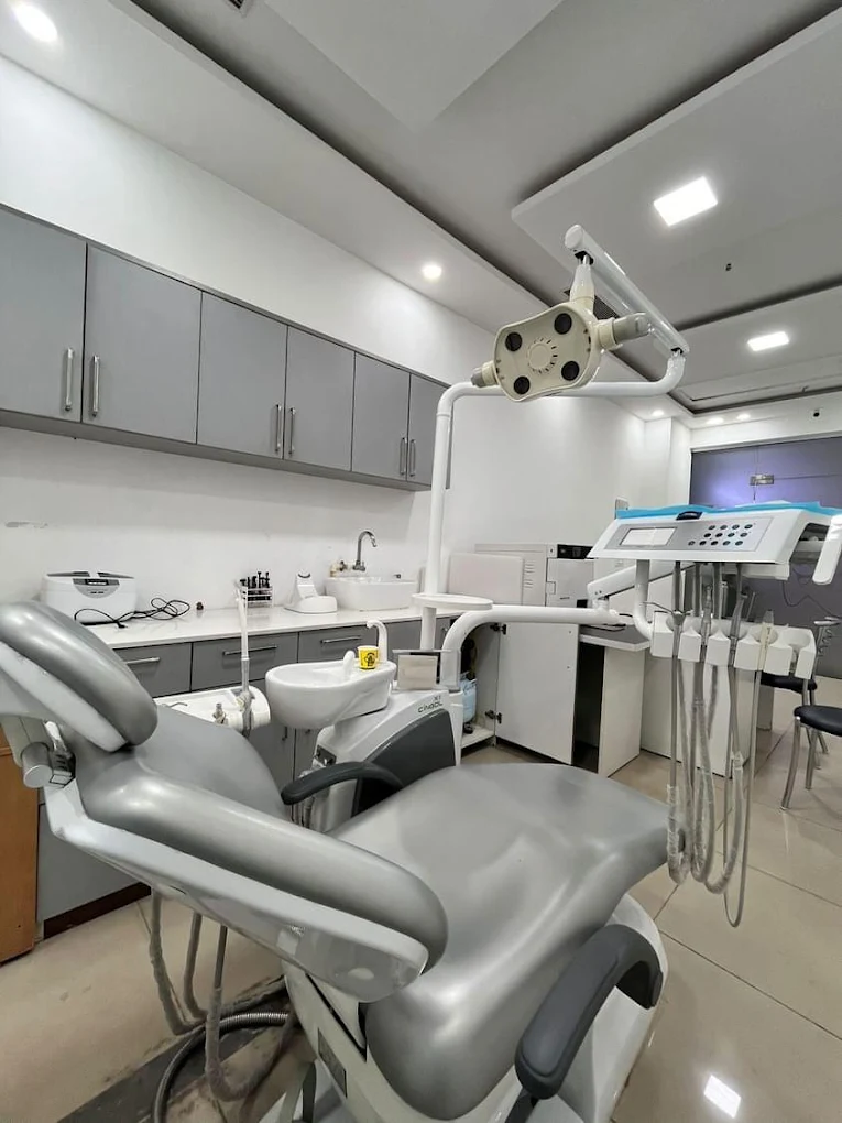 dentist in dwarka | Dental clinic in Dwarka | Dental clinic near me